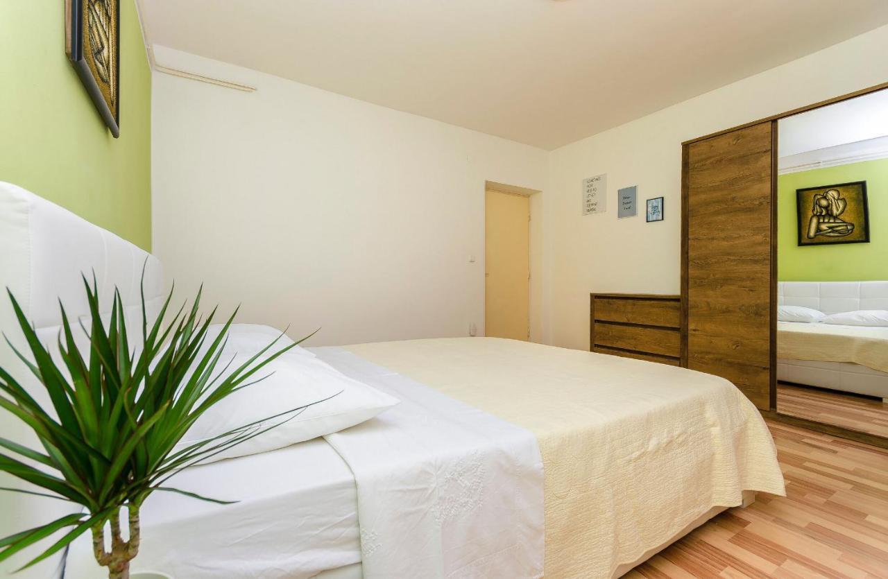 Apartments Ante Vodice Buitenkant foto
